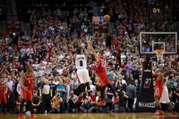 Looking back on the 10th anniversary: ​​Lillard killed not only the Rockets, but also the basketball philosophy of an era?